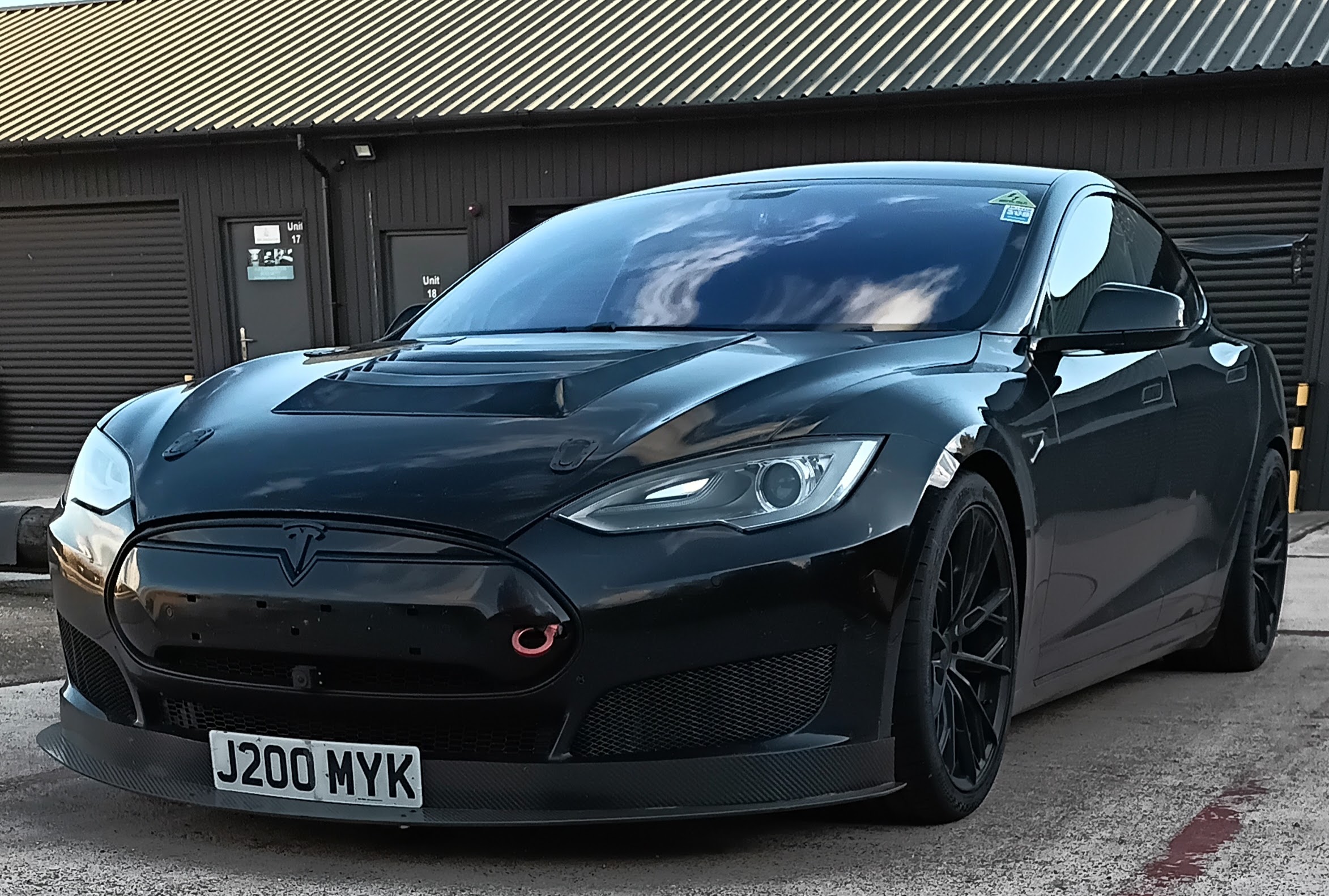 Tesla Model S P85 Front Stance